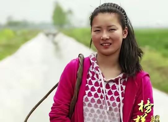 2001年，安徽一男子不慎摔成高位截瘫，谁知，妻子竟撇下父女俩一走了之。绝望之际