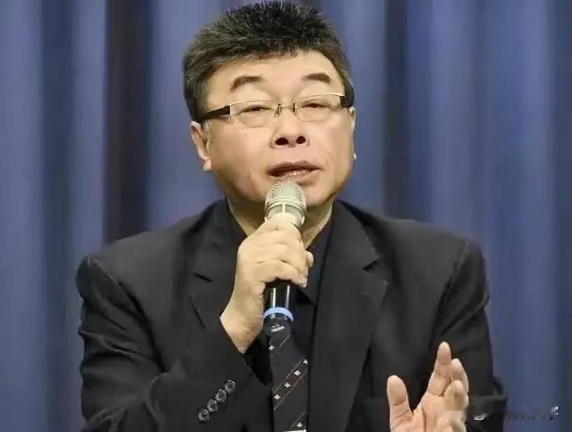 之所以台湾省新竹县“检调”要放过吴子嘉，邱毅揭底吴子嘉的特殊身份，他敢公开说他是