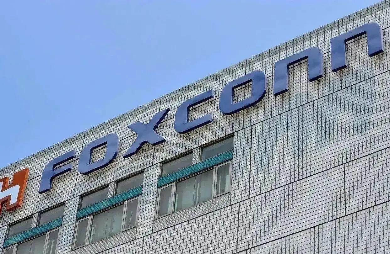 富士康被查释放出了什么信号？
据《环球时报》报道，税务部门近期依法对富士康集团在