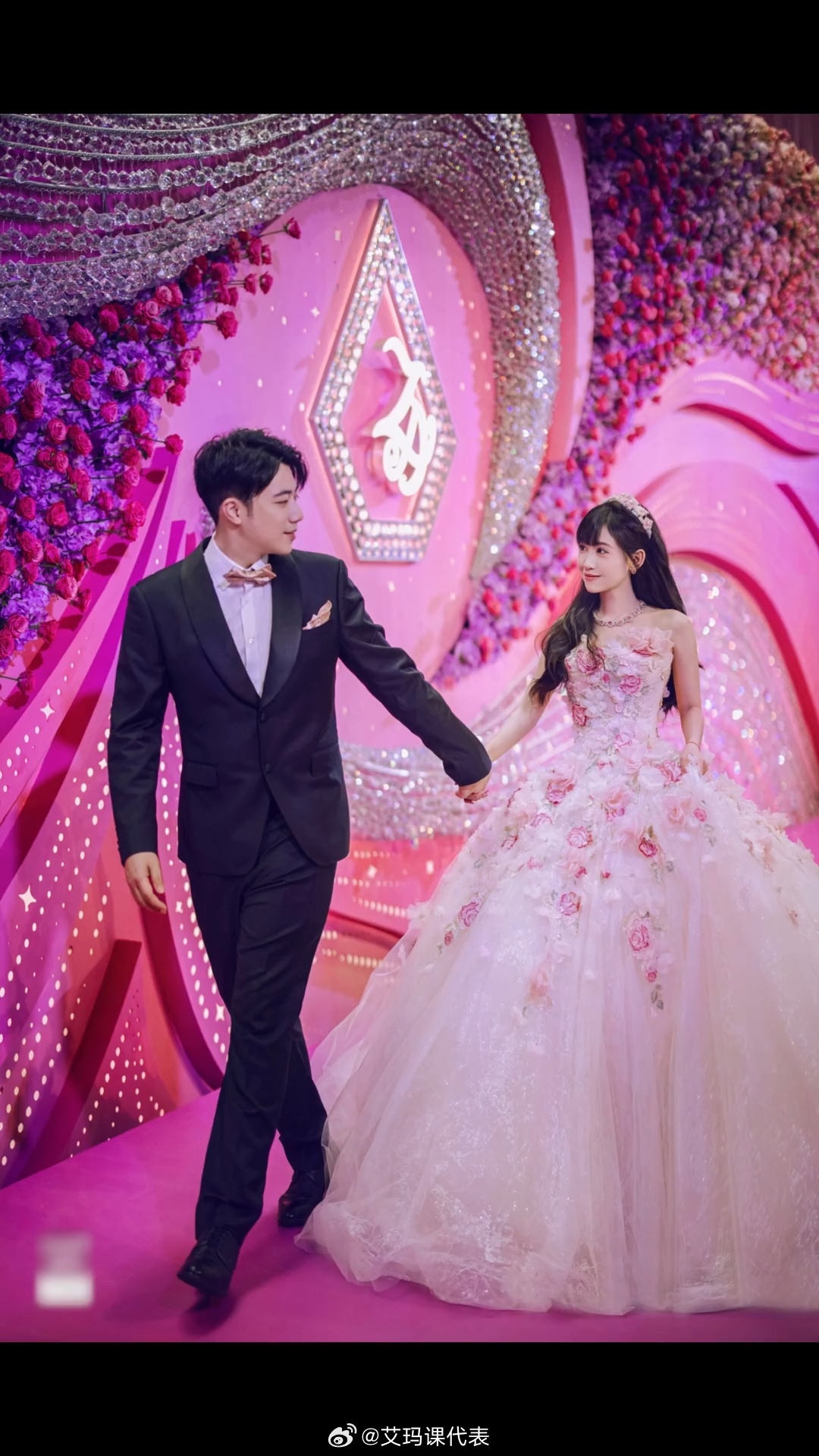 特步二公主官宣生娃特步二公主生娃 特步二公主官宣生娃，之前还以为商业联姻，没想到