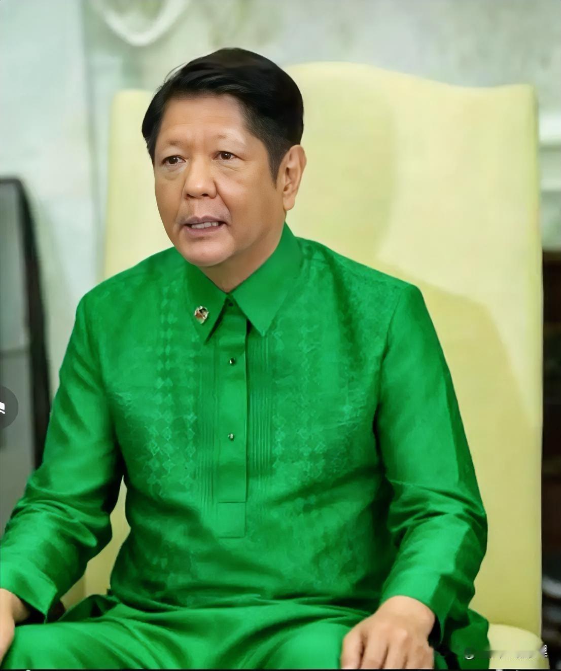 你们注意没
这次地震，菲律宾不淡定了。
小马科斯遭遇频繁灾害，原以为依靠美国能得