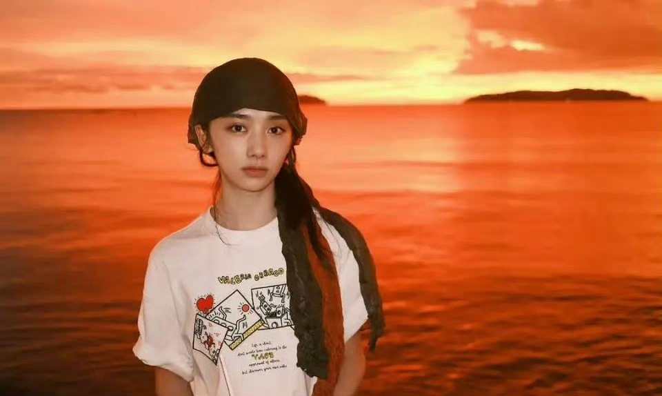 王影璐的风格在女明星里好独特 ​​​