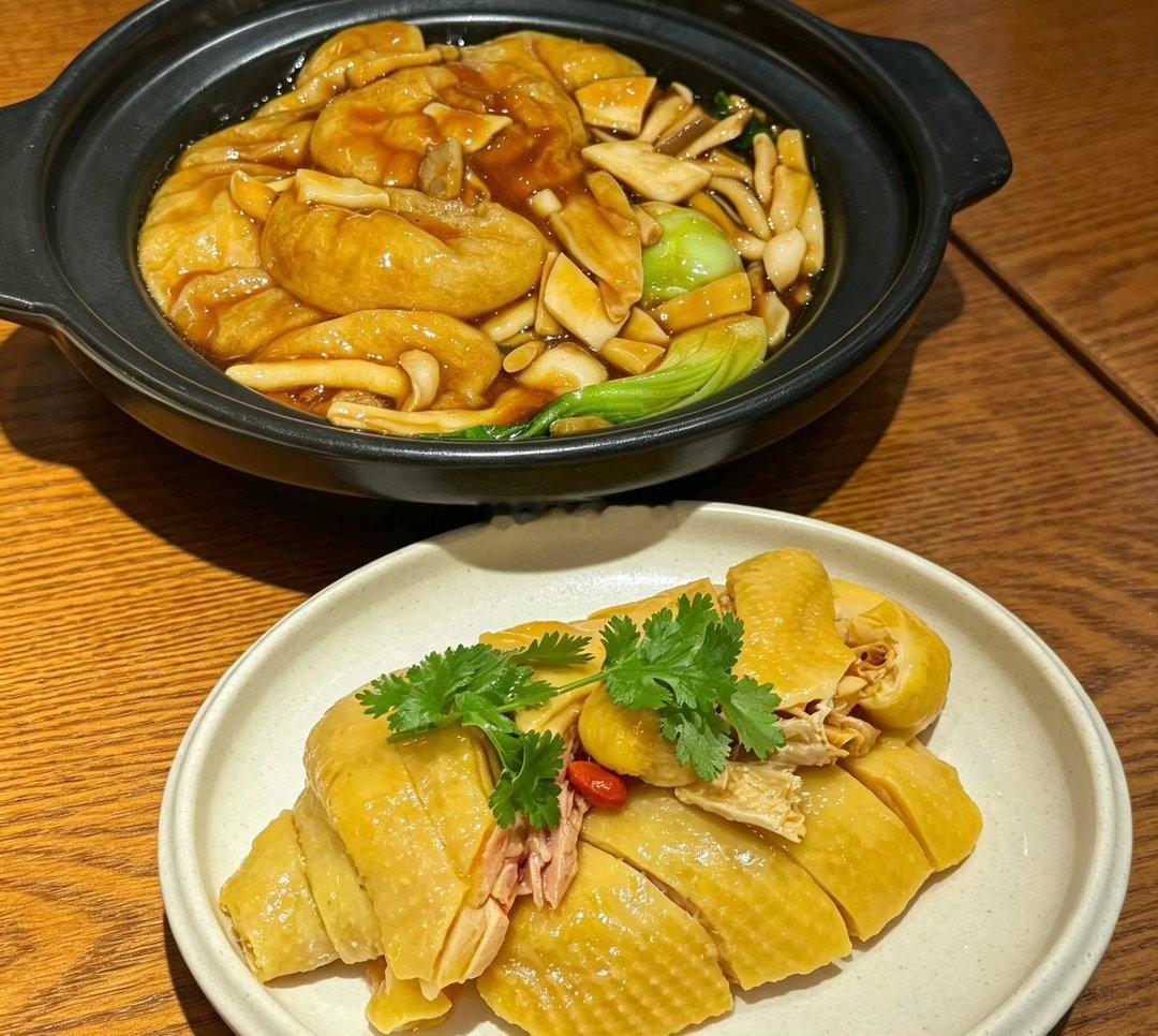 今日餐桌｜面筋煲～白切鸡～。热菜一摆，快乐开恰🍚🥢岑先生[超话]美食分享 ​