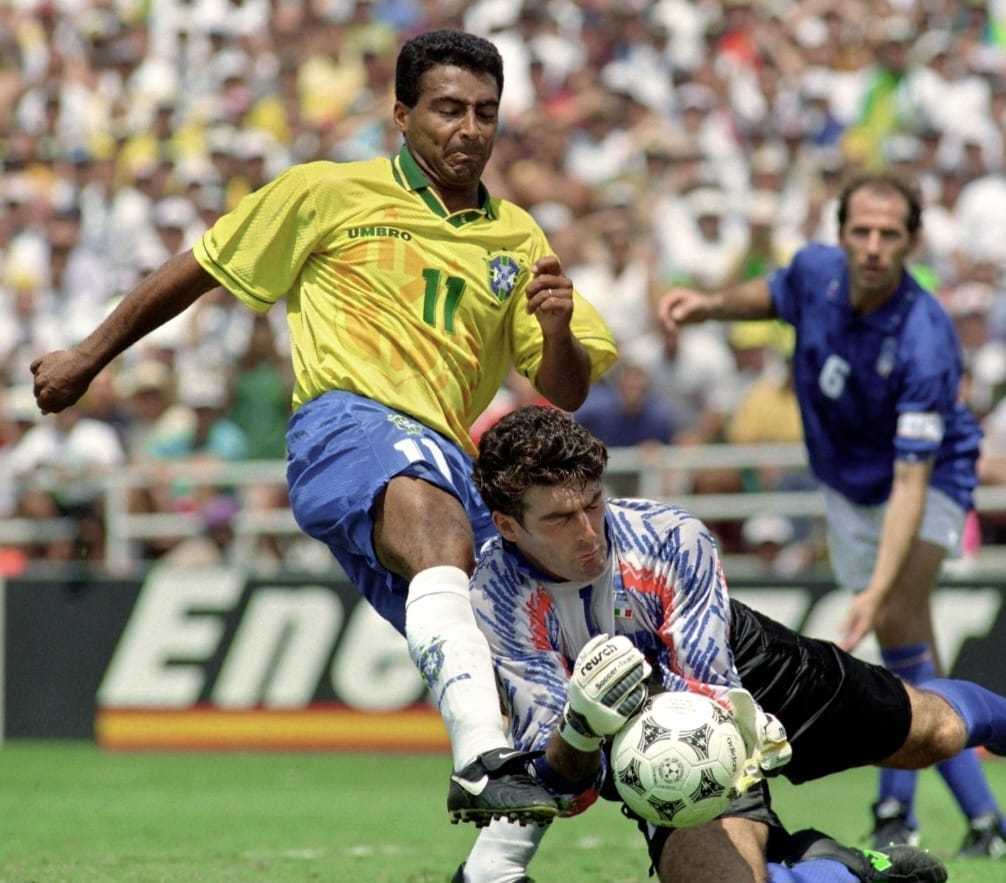 【老照片】 世界杯 Romario vs Gianluca Pagliuca, 