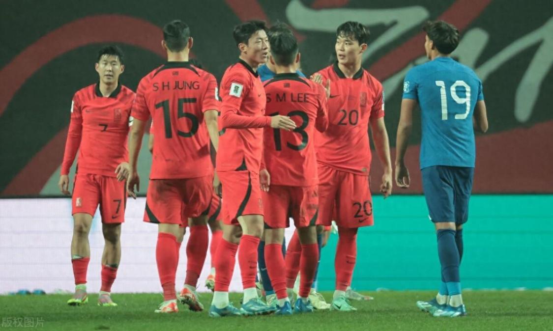 韩国队高兴早了！国足争夺世界杯8.5个名额大利好，宋凯督战
新的足协主席宋凯上任