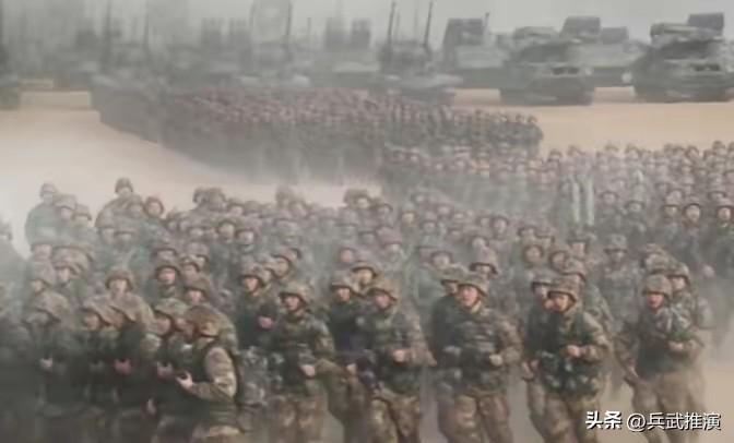 美军能打赢解放军吗？俄媒认为两军差距太大，除了人多，其他全是弱势。

俄媒这话听