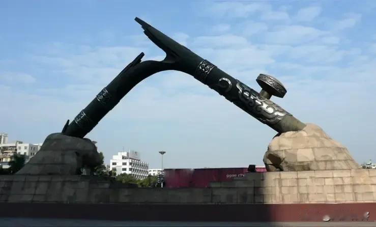 虎门GDP被严重低估：一个服装强镇的真实实力，藏在数字之外

虎门，曾是全国千强