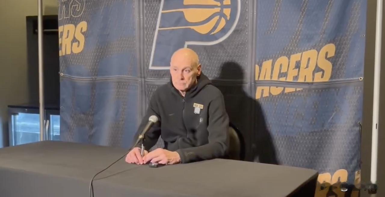 卡莱尔谈杜兰特：

“KD的伟大无需多言。”

“从他进联盟起。”

“他一直在