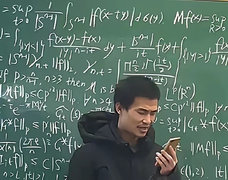 其实，我怀疑韦神是穿越者，300年后的人。要不然他写的我怎么不认识呢？ 