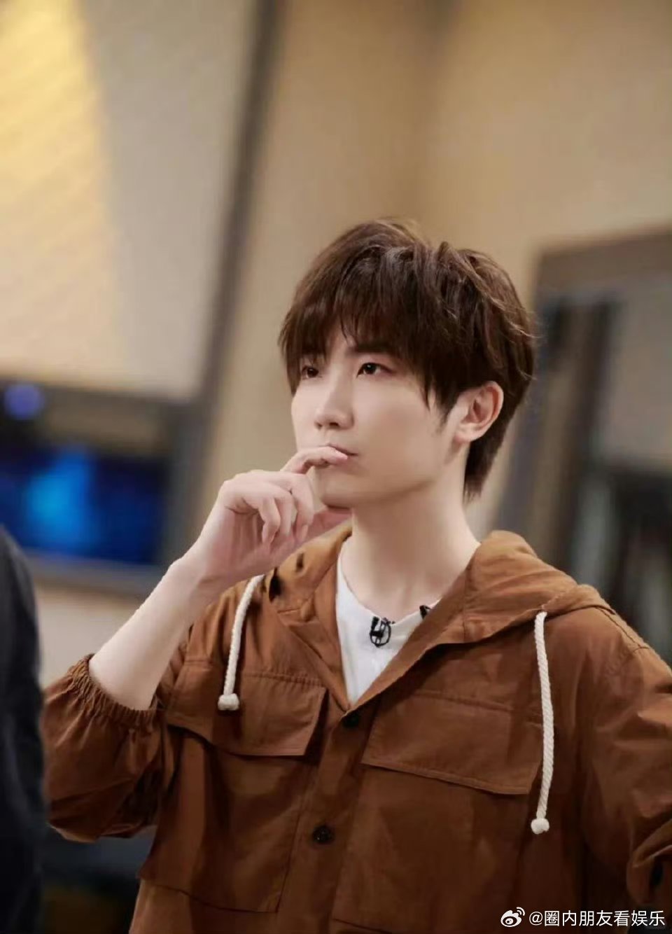 徐良三场演唱会我都坐不进去 眼睁睁看着票秒空，三场都这样，手残党落泪😭 但徐良