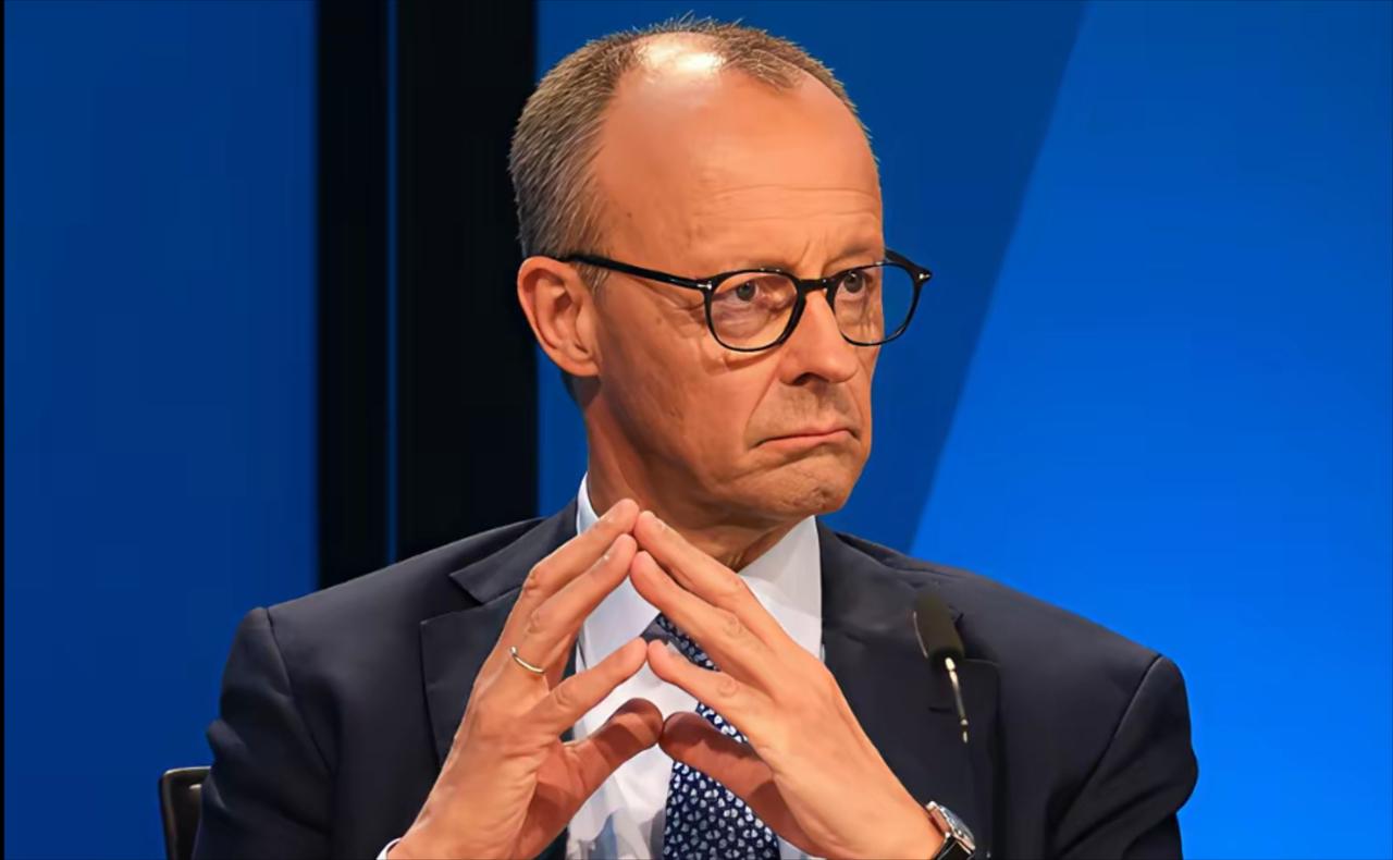 一语道破！德国总理罕见直言，伊朗正在公然羞辱美国，背后藏三层算计
 
德国总理默