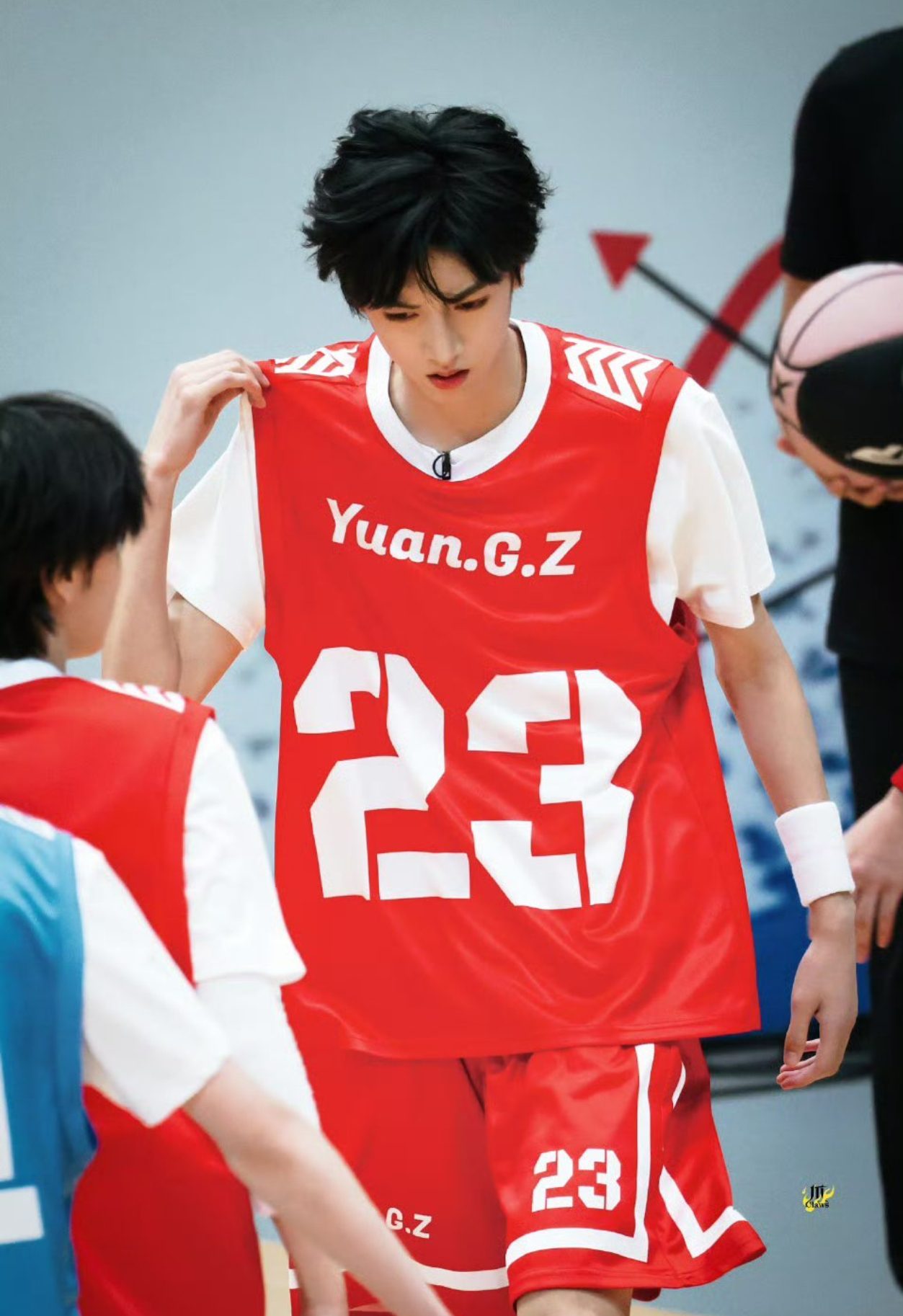 网传张桂源饰演顾晨阳啊啊啊网传张桂源饰演顾晨阳真的假的啊燥候这个张桂源~好期待《