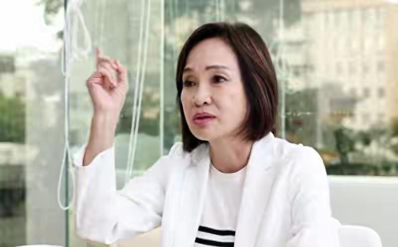 柯志恩太不知道感恩了！郑丽文对柯志恩的支持与力挺是大家都看得到的，可柯志恩一上赵