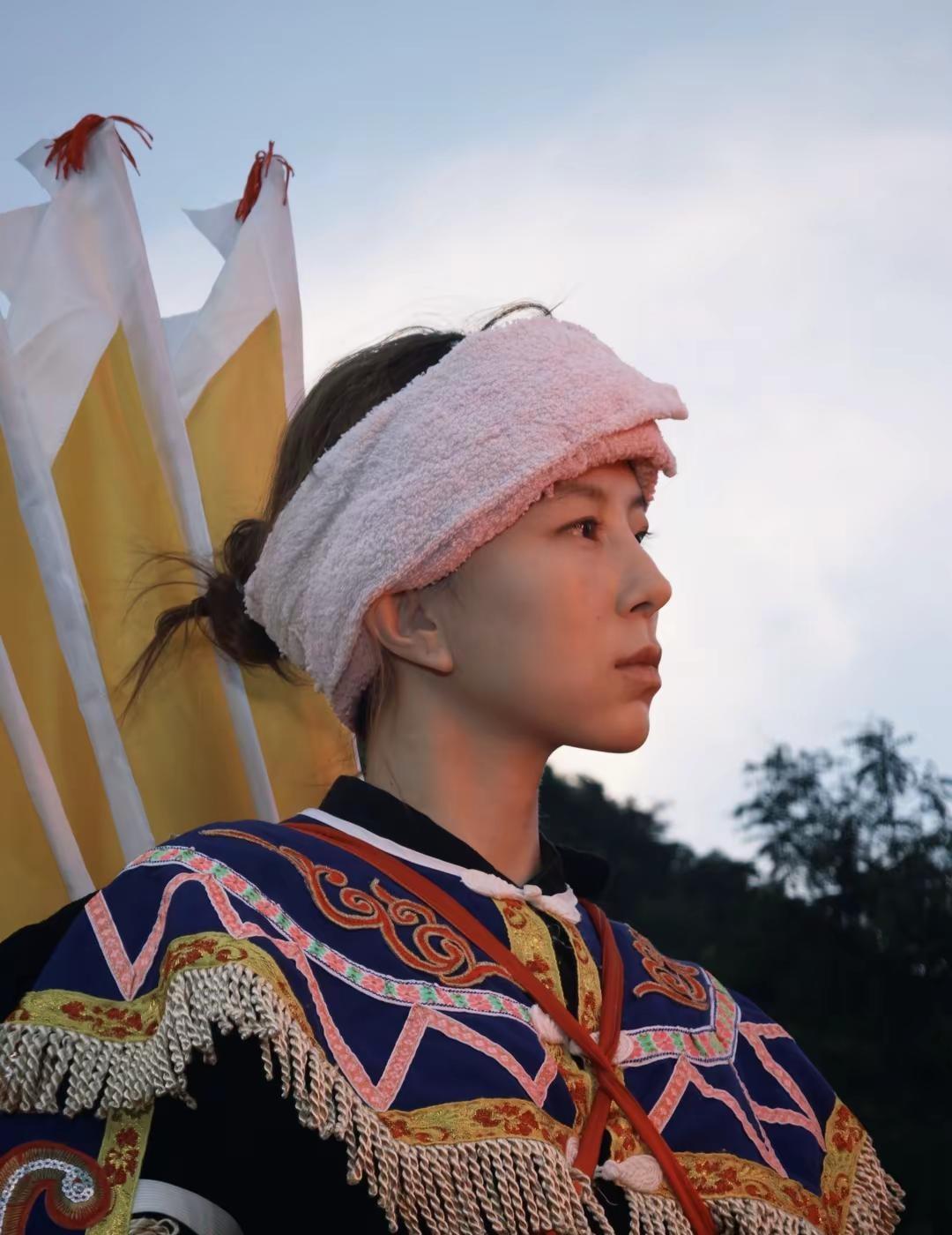 安顺地戏。戴面而歌 应声而舞 是人生体验