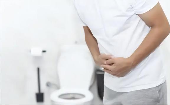 脑梗的人越来越多？医生告诫：天热宁可打打牌，也别做4件事

夏季的高温已经不再是