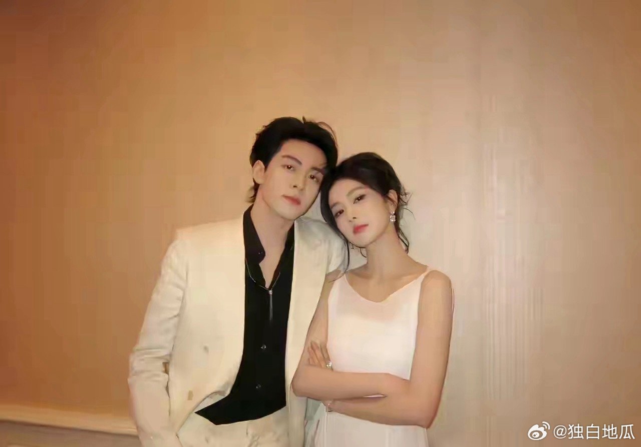 《奔跑吧》5月录制嘉宾白鹿的男主又来一个！“昀牵孟绕”也将在跑男合体，这个5月跑