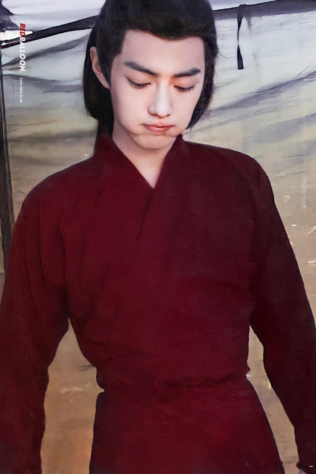 谁家的红衣娇娇呀啊啊啊啊 好想亲[抓狂][抓狂] ​​​