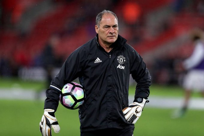 【RIP】前曼联主帅穆里尼奥教练组的守门员教练西尔维诺·卢罗去世，享年 67 岁