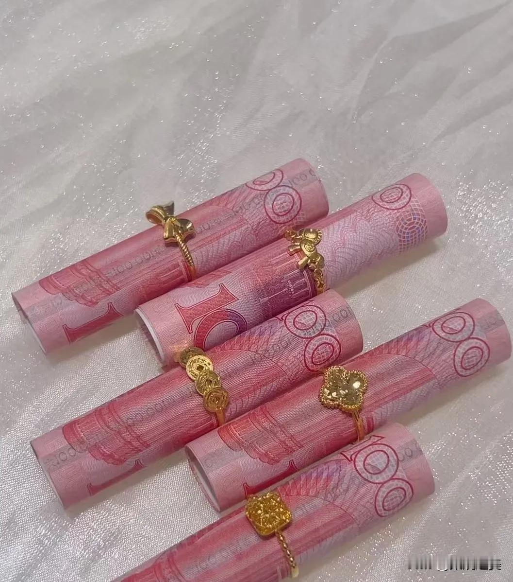 “钱”这东西是好东西，生活中你离不开他，离开了他，你就寸步难行，要么饿死，要么流