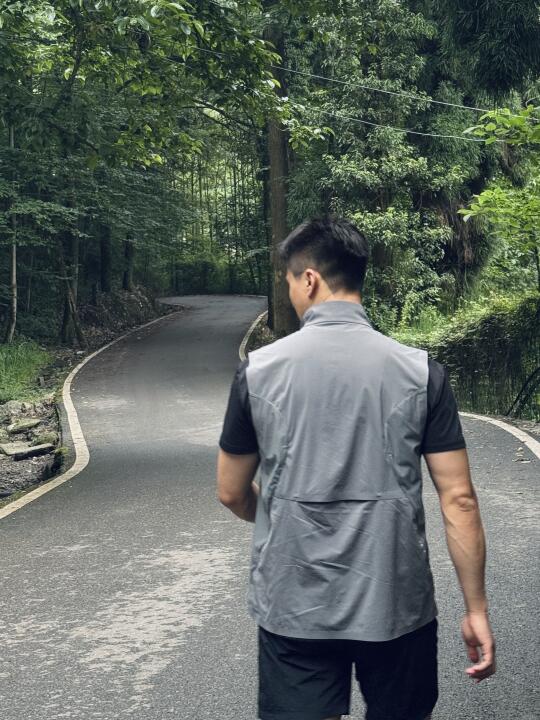 30岁｜不上课就上山