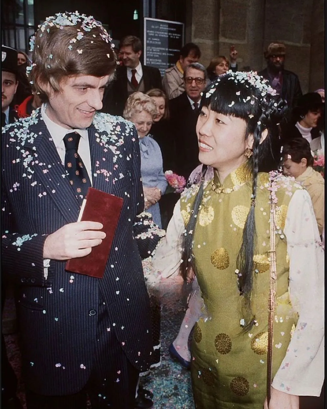 20世纪80年代中国改革开放后第一个嫁给西方男人的中国女人。 李爽和她...