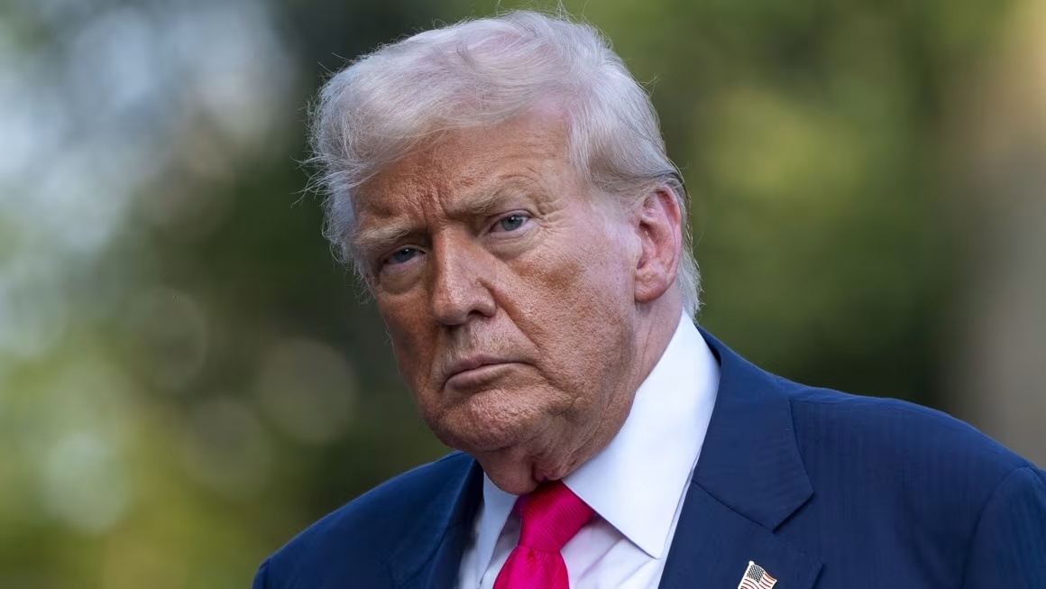 #MAGA对特朗普的信任崩塌了#【特朗普“暴走”：MAGA支持者竟然信“爱泼斯坦