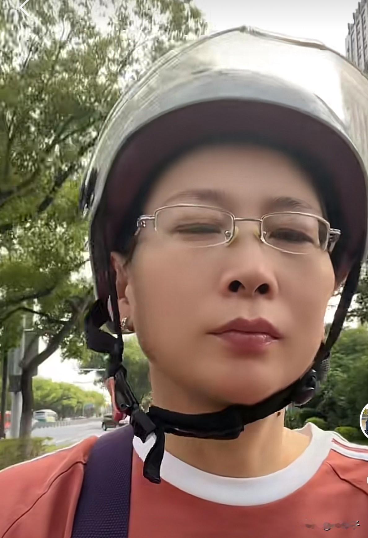 昨天，三爱奶奶清仓离场！70万折腾上百万，老人炒股真的该收手了

刷抖音一直有关