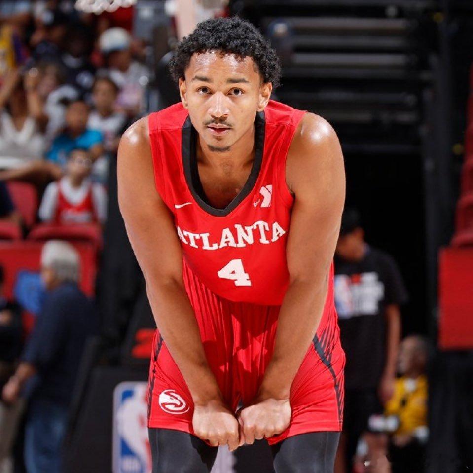 南湾湖人队计划签下后卫科比-巴夫金！巴夫金是2023年第15号秀，今年22岁，身