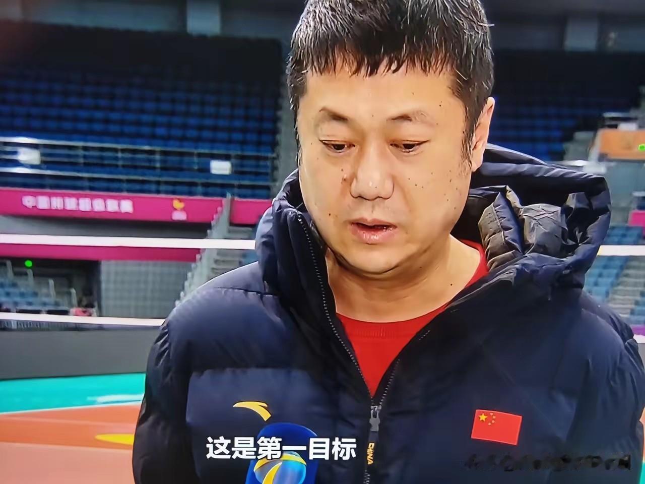 随笔。
   世联赛前。
   热身赛中国女排对捷克。
   中国女排以4:1胜