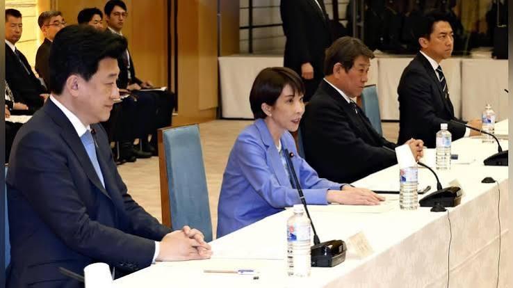 高市早苗主持的会议上，有日本学者，提出了一个对付中国的办法
8月4日，日本首相官