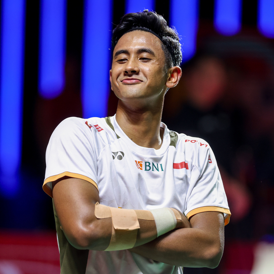 法汉🇮🇩 21-13、21-19 周天成下轮：昆拉武特🇹🇭 vs 🇮?