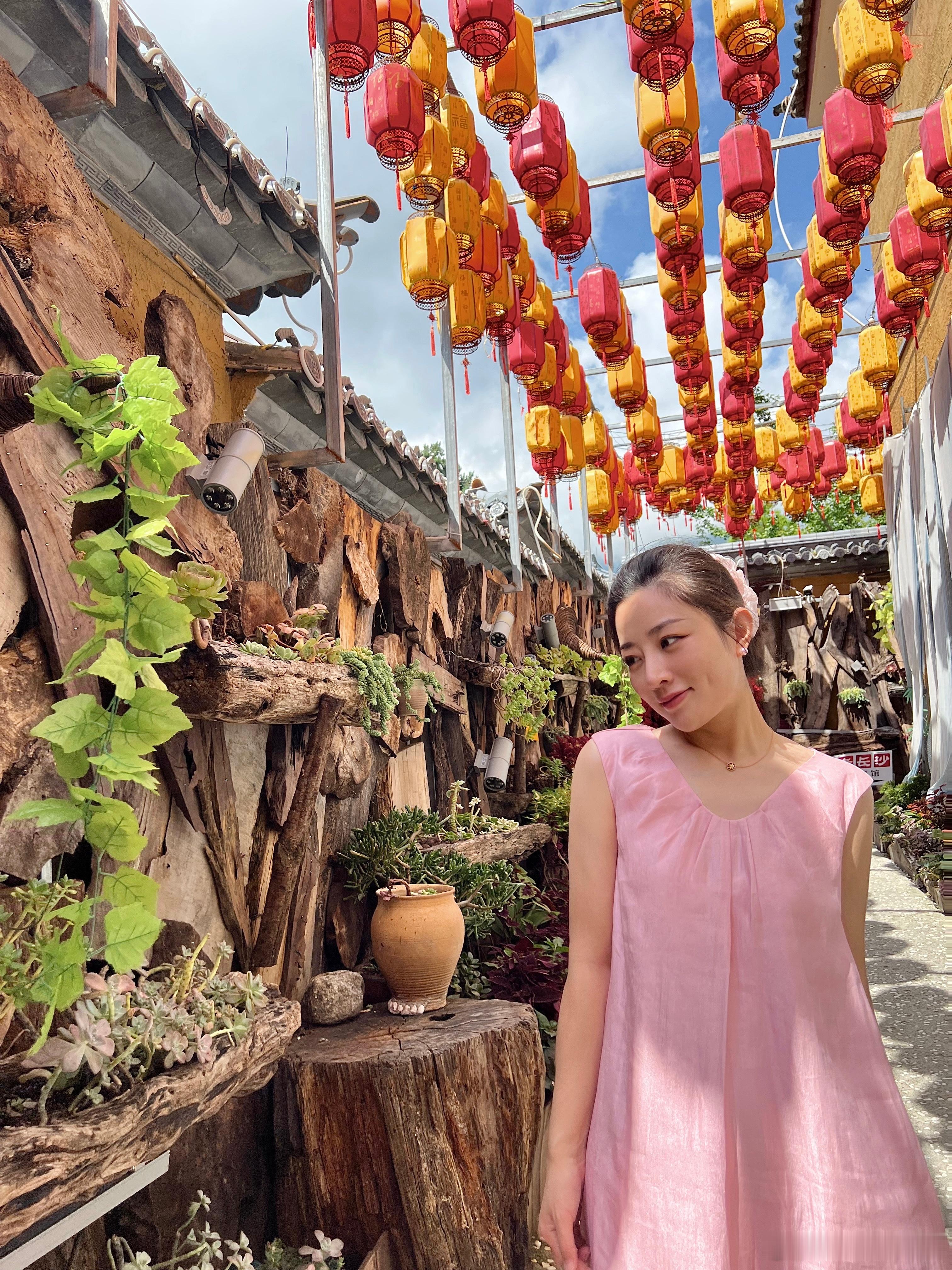 .🦋离天空很近的地方¨̮ ​​​