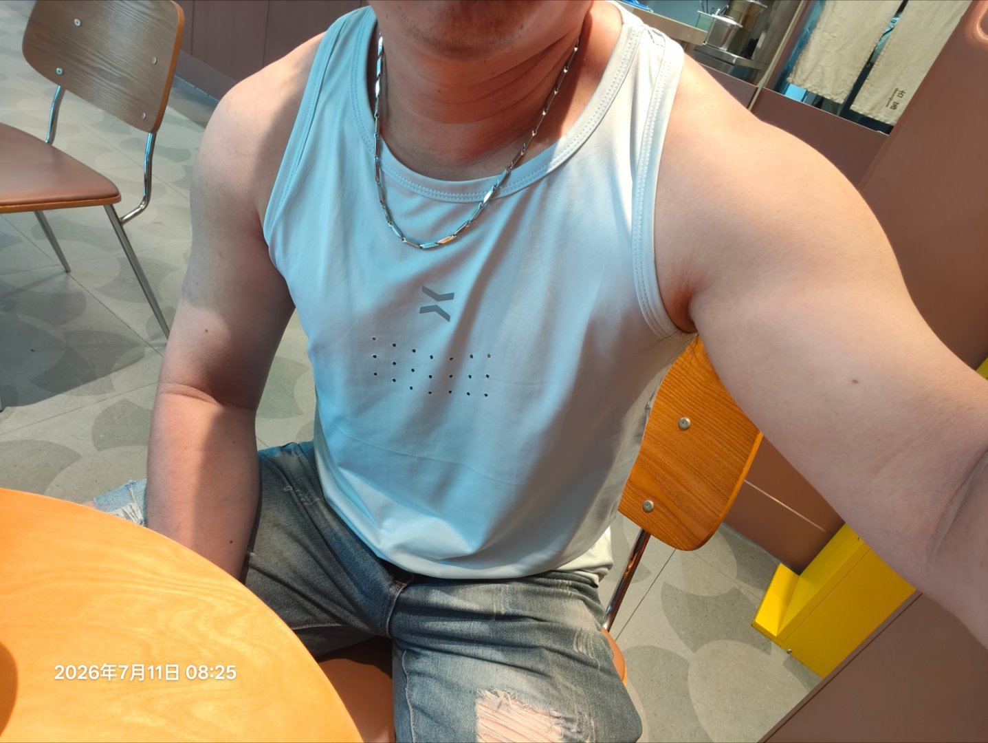 终于周六，休息了 