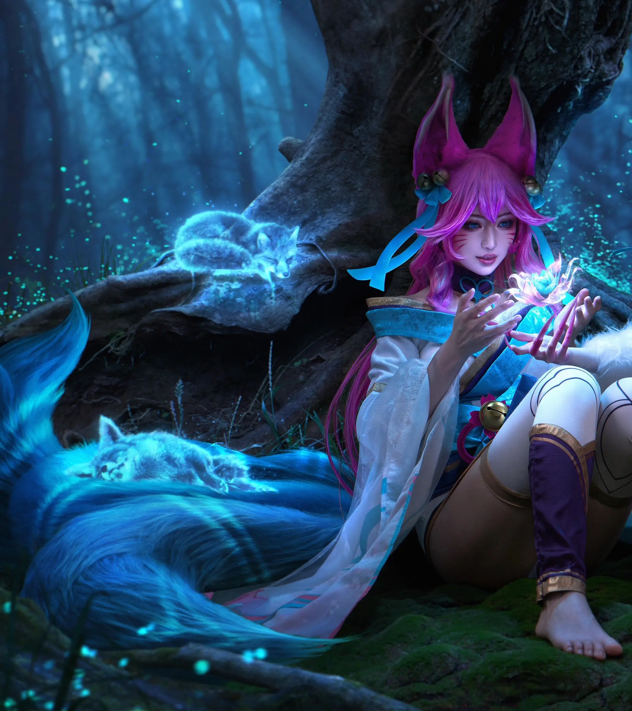 灵魂莲华双形态阿狸。双生绽灵 粉狐狸和白狐狸我都要