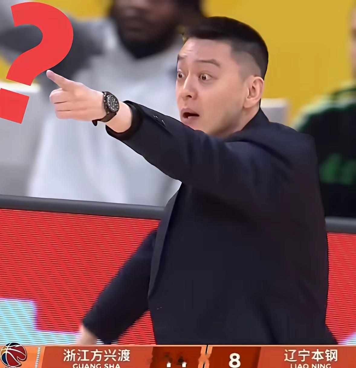 遇到辽宁男篮杨鸣教练CBA裁判也不好干CBA第六轮，辽宁队客场挑战广厦队，辽宁队