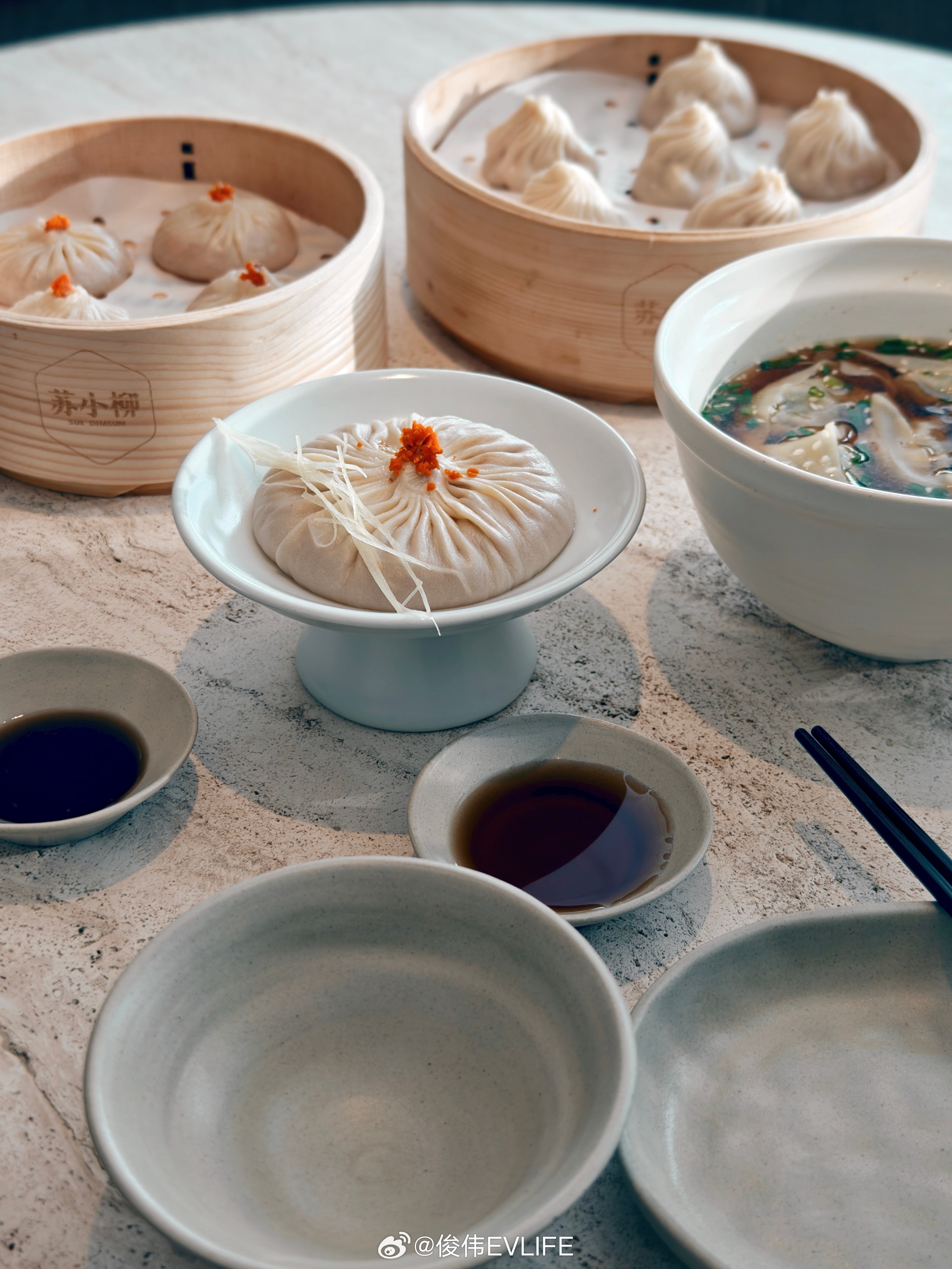 收到了美食探店的邀请 去试试看米其林小笼包味道怎么样上海美食美食分享小笼包