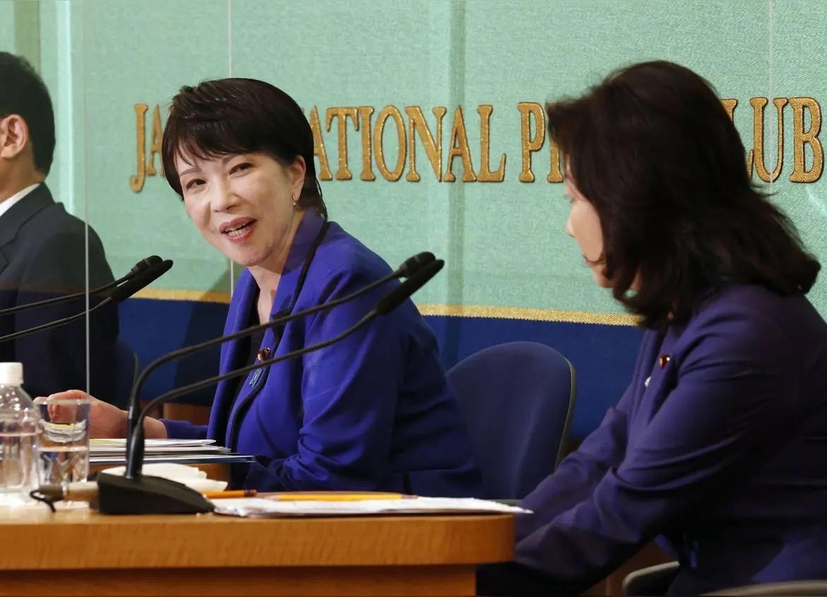 日本在野党联手挑战高市早苗，这背后的意味可不少。高市早苗是日本极右翼政客，她一直