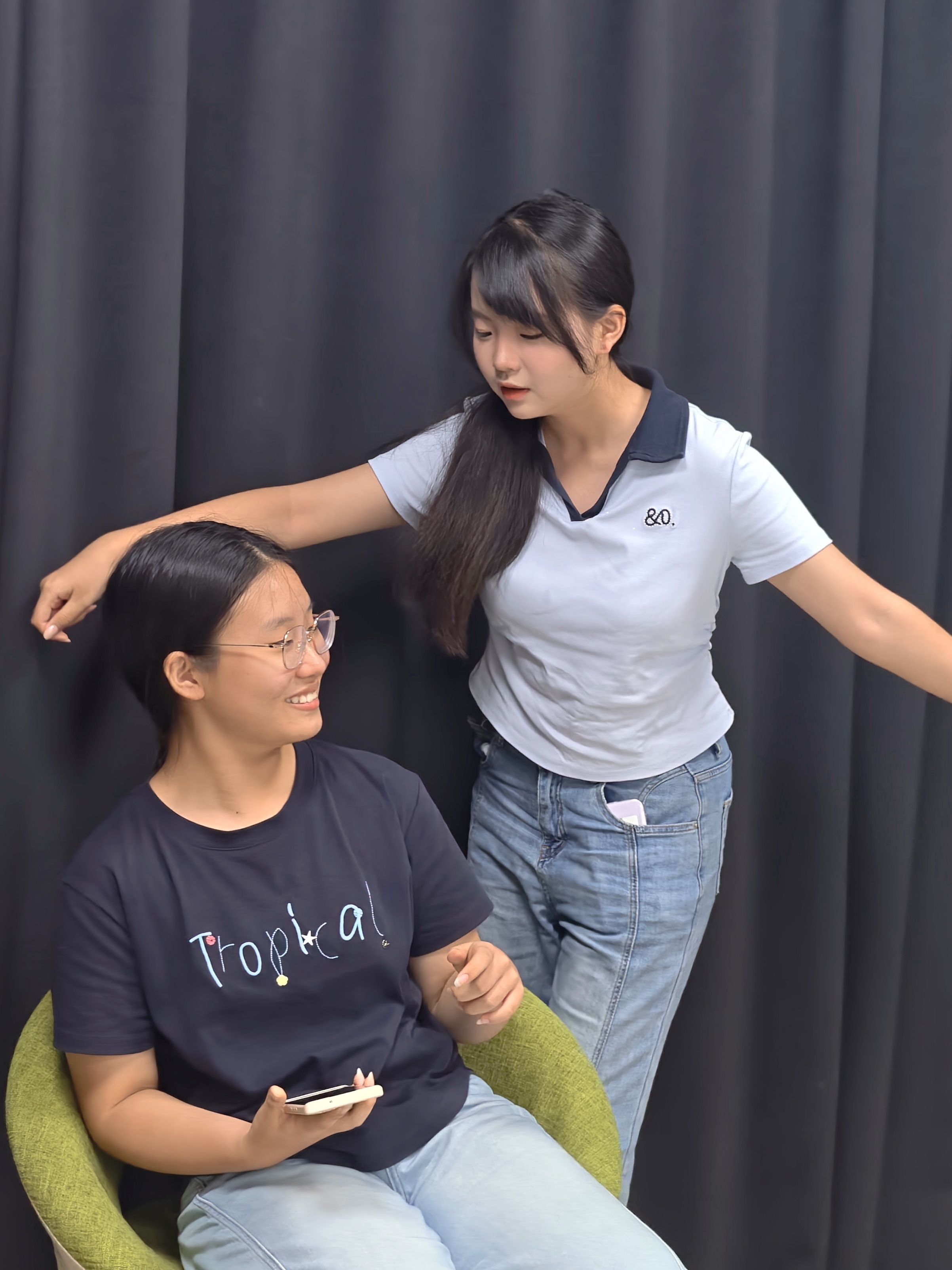 🎭 今天这堂课，笑声差点掀翻屋顶    生活没有彩排，但表演课可以有！   在