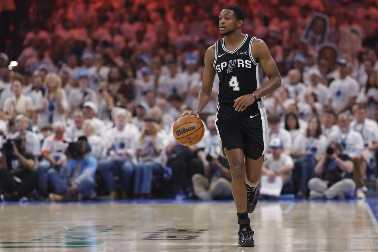 ➡UA：现在解约还来得及吗尼克斯1比0马刺尼克斯总决赛开门红NBA福克斯去年与马