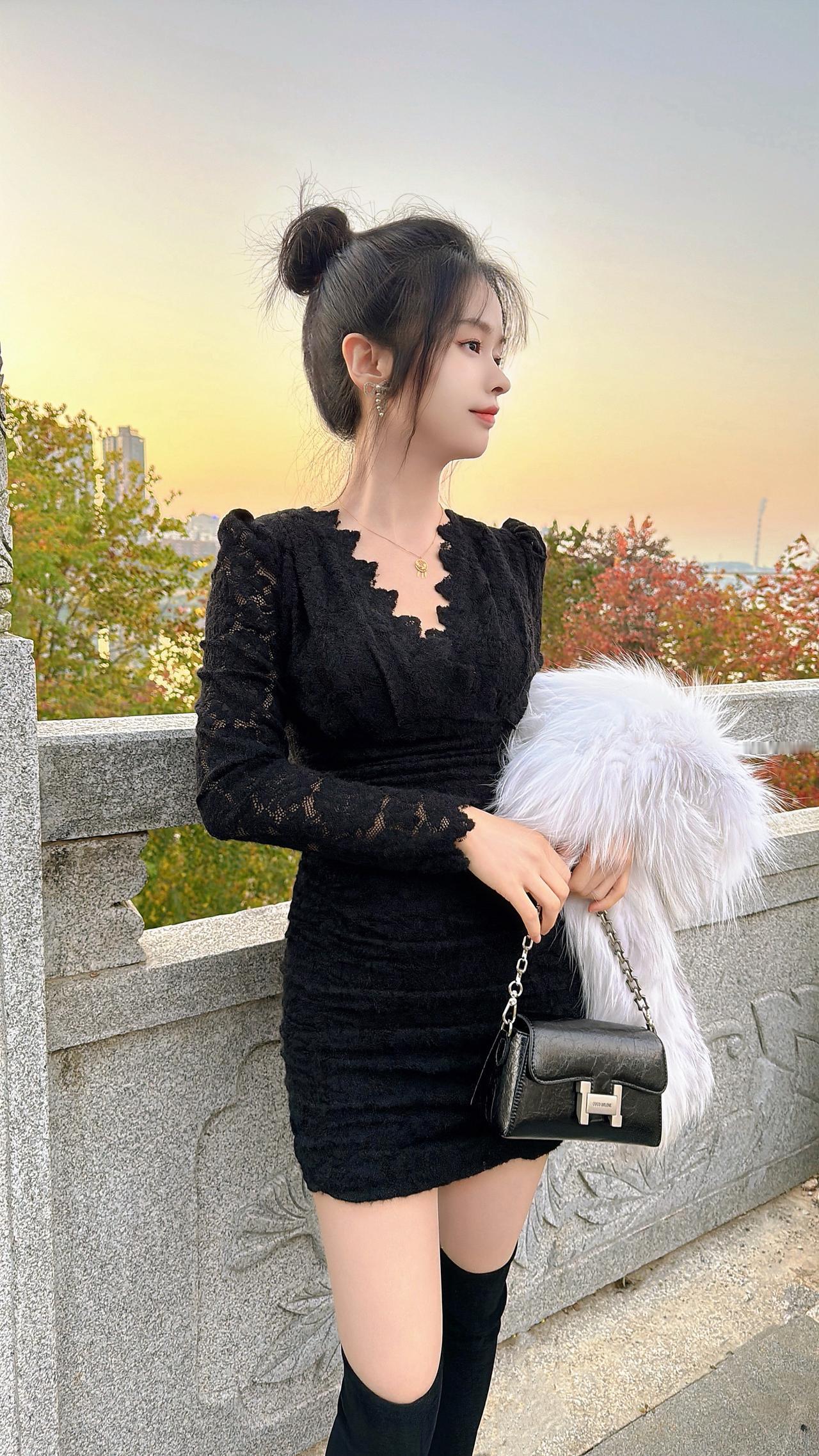 人生就像一场戏，每个人都是演员，扮演许多身份和角色，每个身份都想做到最好，可是每