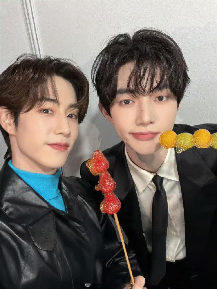 接章昊追星运章昊快集齐got7了 知名鸟宝宝章昊的追星运也太绝了！和段宜恩走红毯