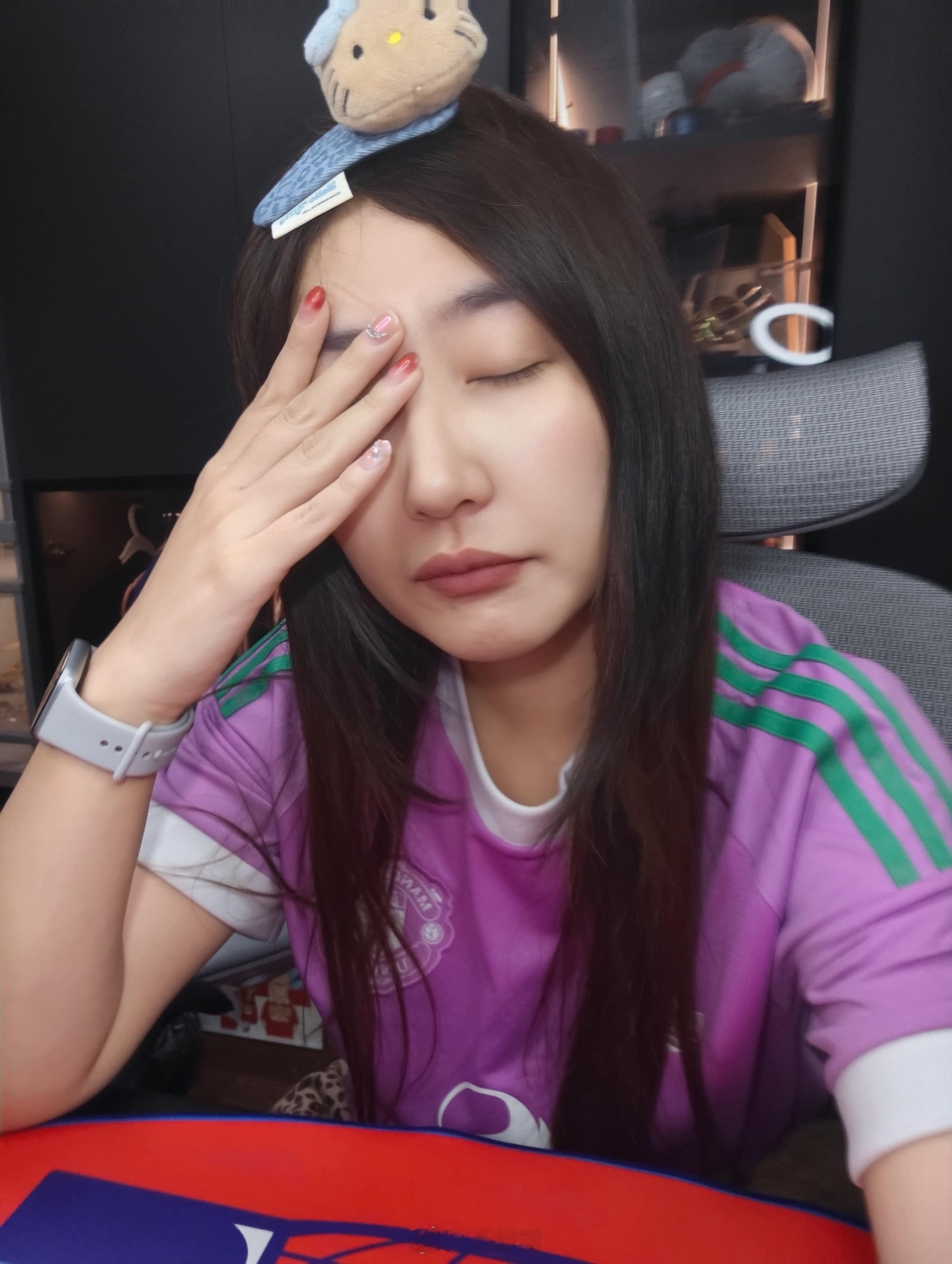 富勒姆vs曼联 你抬打的是英超倒数第一的富勒姆吗？这不强强对话吗[微笑]这么胶着