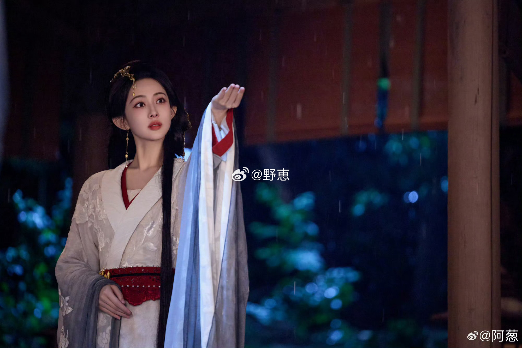 百花杀孟子义大婚赖伟明成失恋小狗 孟子义一袭嫁衣氛围感拉满圆满大婚，一旁赖伟明落