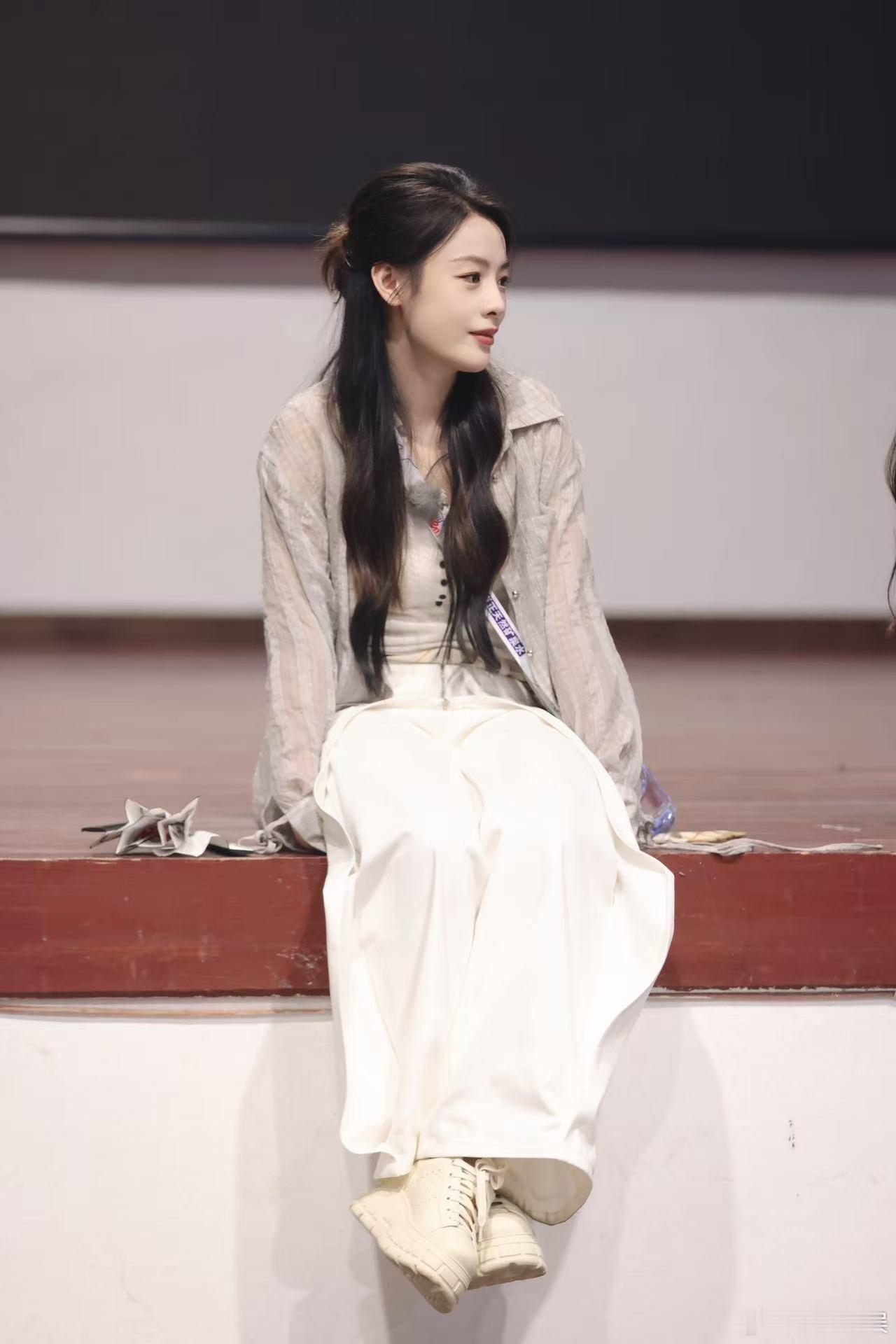 陈丽君希望更多人走近越剧被陈丽君清唱越剧硬控了 中国传统文化真不错，陈丽君唱的真