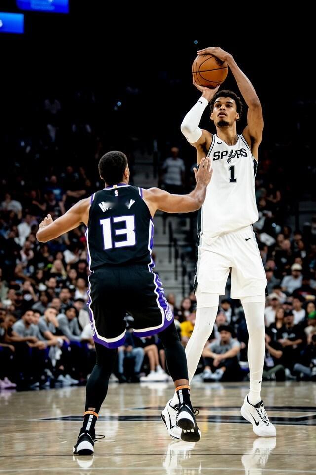 ⬜️ 比赛预告//GoSpursGo ⬛️⏰ 时间:明天10点（客场）🆚 对手