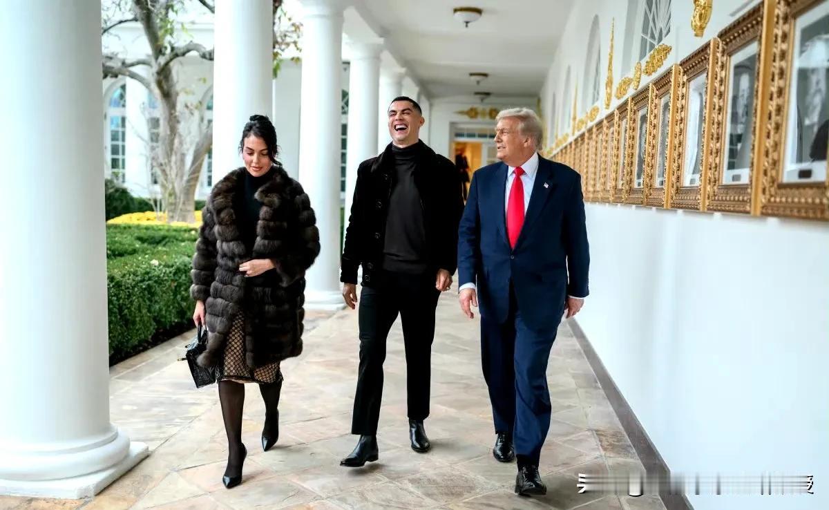 球王梅西没做到的，C罗做到了!谁也没想到，沙特王储赴美给特朗普送万亿美元大礼还带