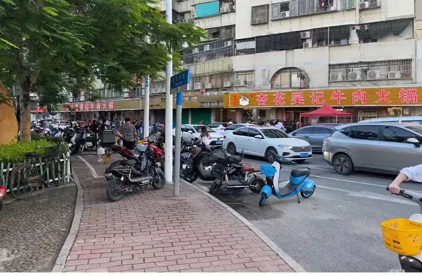 吃了汕头几顿饭才明白汕头人为啥吃饭嘴叼了来了汕头吃了几顿饭，什么都是新鲜的，牛肉