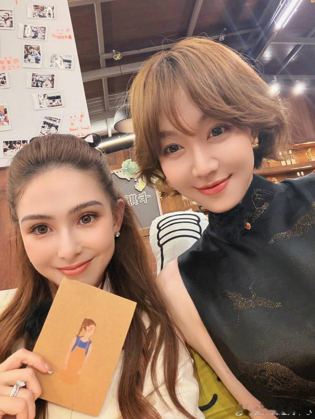 1.昆凌见过那些高调、心急上位的女生都被周杰伦换了，所以她很低调，也不爱炫，就把