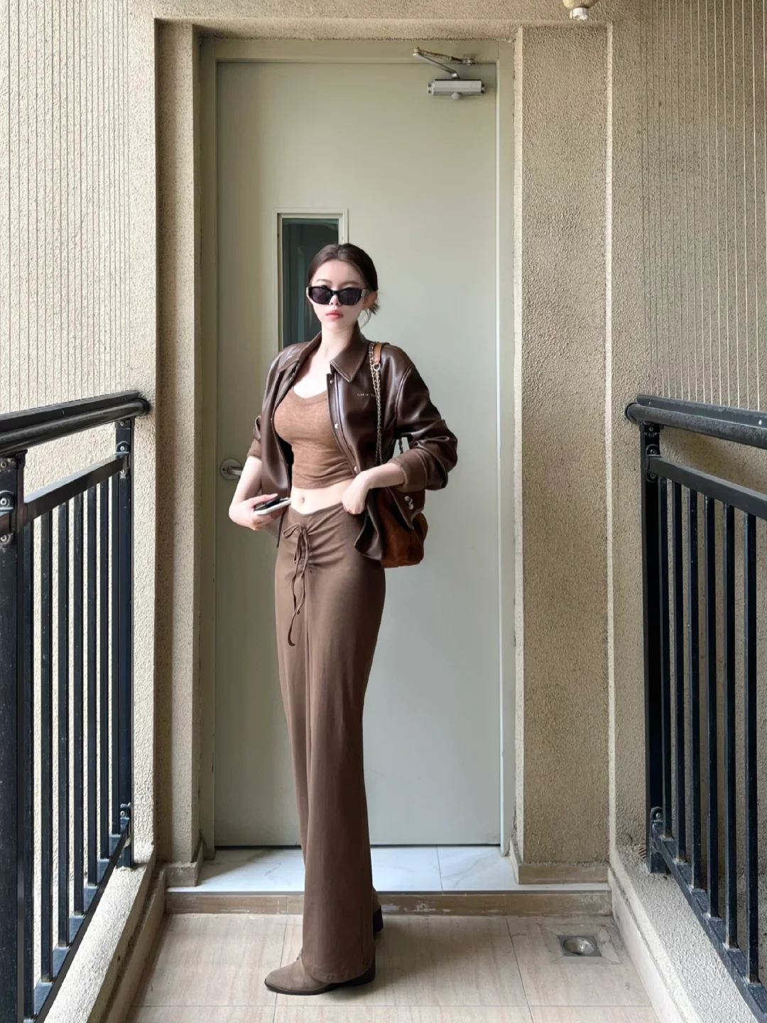 🍂秋天穿棕色好有氛围感！