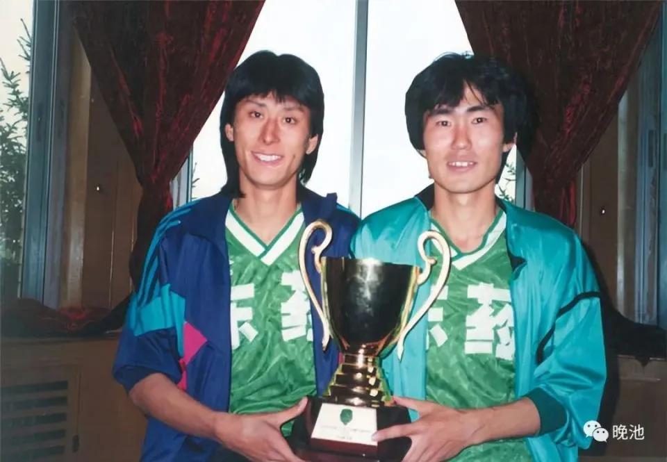 1985年与药厂联办后，多次拿下全国足球甲级队联赛等冠军。